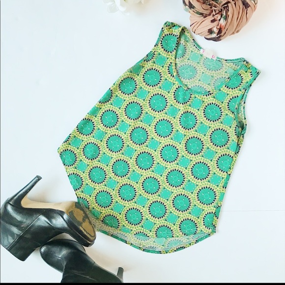 3/$20 TNO Yellow/ Green Geo Print Sleeveless Top - Picture 1 of 5